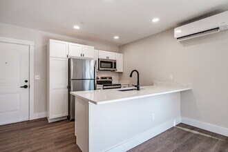 7 Progress Wy in Bridgton, ME - Building Photo - Building Photo