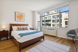 120 W 21st St in New York, NY - Building Photo - Building Photo