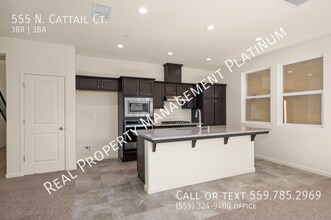 667 N. Cattail Ct in Fresno, CA - Building Photo - Building Photo