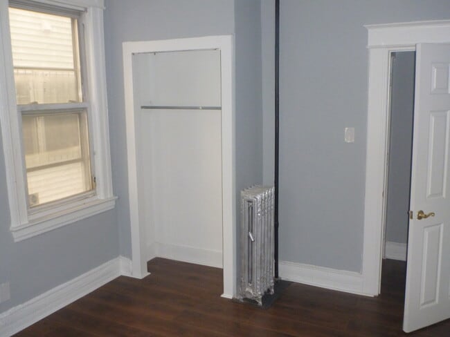 81 Rose Ter, Unit 1 in Newark, NJ - Foto de edificio - Building Photo