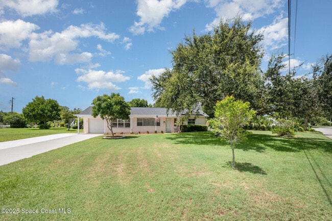 758 Banyan Dr in Melbourne, FL - Building Photo - Building Photo