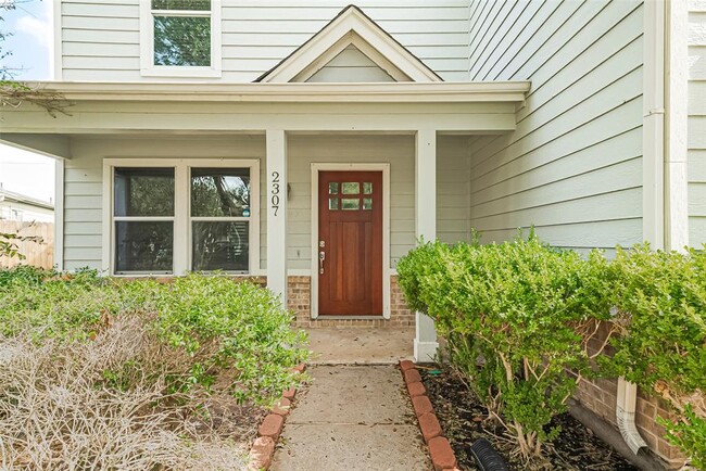 2307 Emory Knoll Dr in Fresno, TX - Building Photo - Building Photo