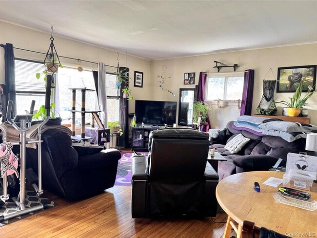 97 Deblock Rd in New Hampton, NY - Building Photo - Building Photo