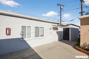 2515 E Madison St in Long Beach, CA - Building Photo