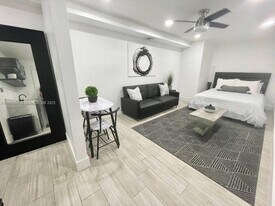 170 NE 60th St in Fort Lauderdale, FL - Building Photo