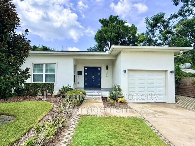 2408 Corrine Dr