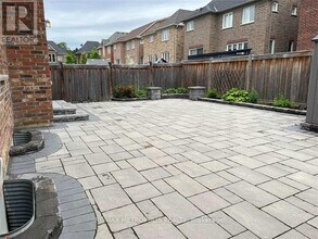 21 Corduroy Rd in Markham, ON - Building Photo - Building Photo