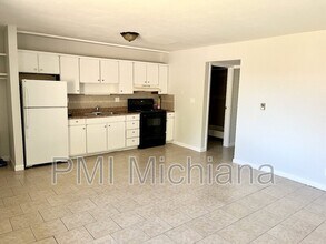 2014 Lathrop St in South Bend, IN - Building Photo - Building Photo