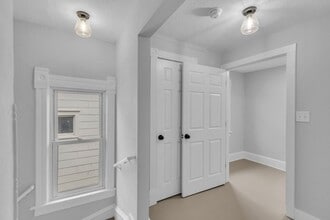 1048 Sandusky Ave in Kansas City, KS - Building Photo - Building Photo