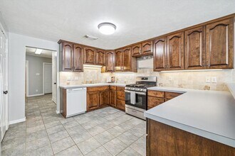 3613 Lazy Spring Dr in Houston, TX - Building Photo - Building Photo