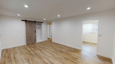 *FREE RENT* 1 bed/1 bath unit in Valley Village!! in North Hollywood, CA - Building Photo - Interior Photo