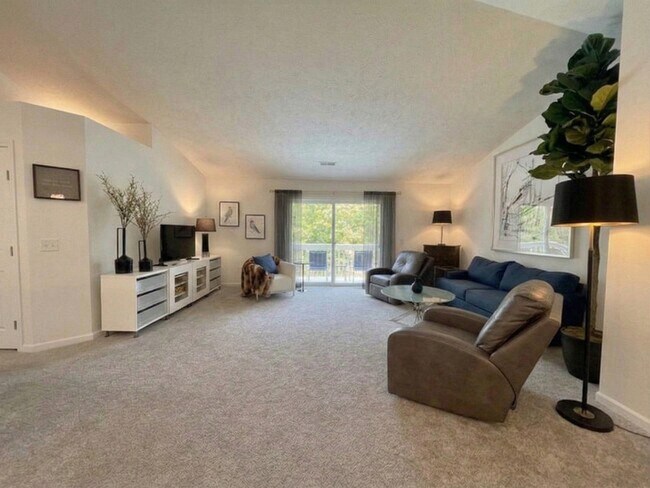 Keystone Lake Apartments