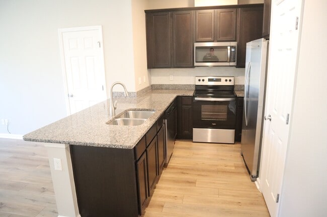 7754 Merchants Way in Jacksonville, FL - Building Photo - Building Photo