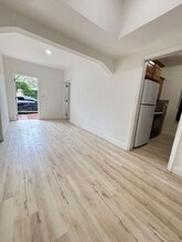 3033-3033 NW 15th St in Miami, FL - Building Photo - Building Photo