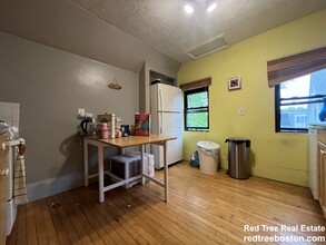 3 Aldie St, Unit 3 in Boston, MA - Foto de edificio - Building Photo