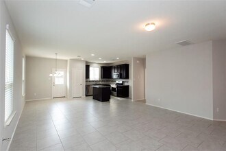 163 Palm Dr in Buda, TX - Building Photo - Building Photo