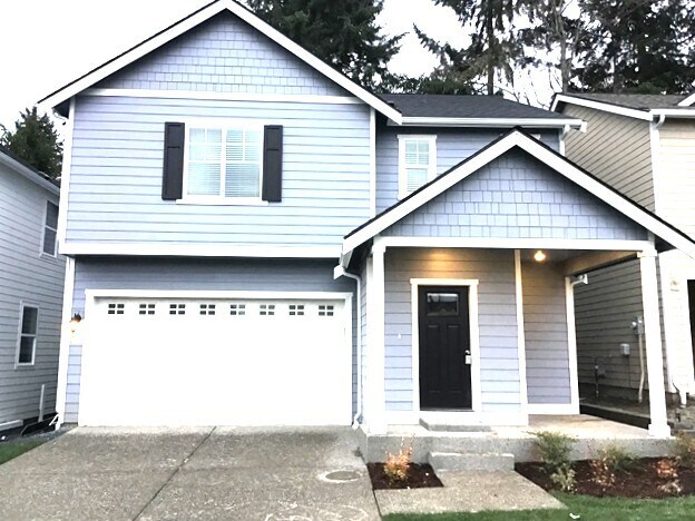 13923 106th Ave E in South Hill, WA - Building Photo