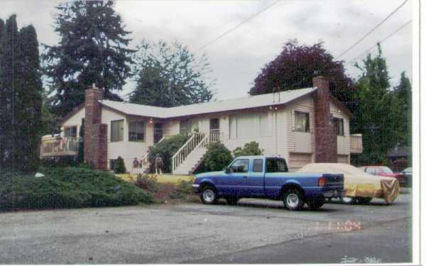 8101 228th St SW in Edmonds, WA - Building Photo