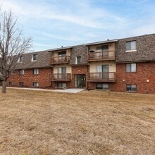 108 Blondo in Omaha, NE - Building Photo - Building Photo