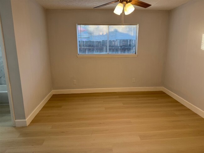 5222 Moonshadows Dr in Humble, TX - Building Photo - Building Photo