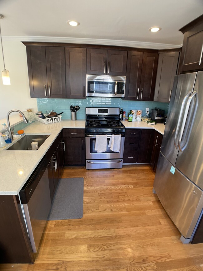 217 Arlington St, Unit 1