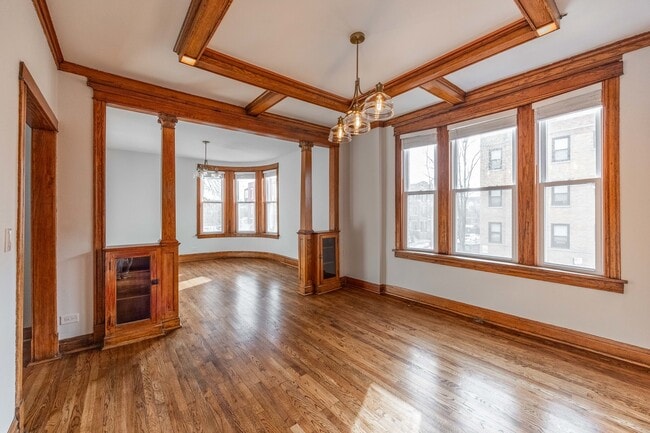 2842 W Augusta Blvd in Chicago, IL - Building Photo - Building Photo