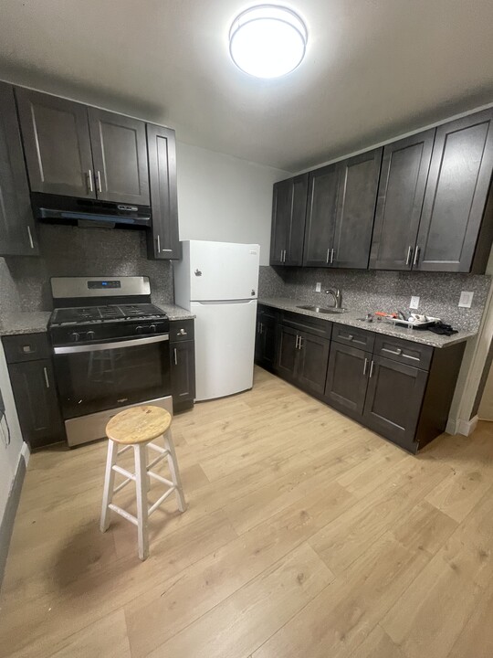 460 Bay Ridge Ave, Unit 3 in Brooklyn, NY - Building Photo
