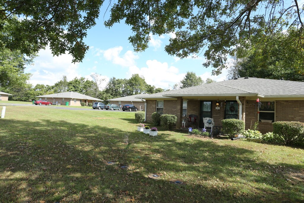 Tyler Park Apartments in Elizabethtown, KY