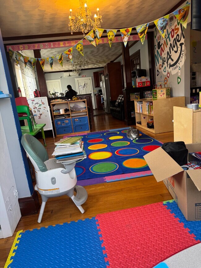 14 Haskell Ave, Unit A in Everett, MA - Building Photo - Building Photo