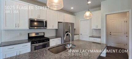 1025 Flagler St in Durham, NC - Building Photo - Building Photo