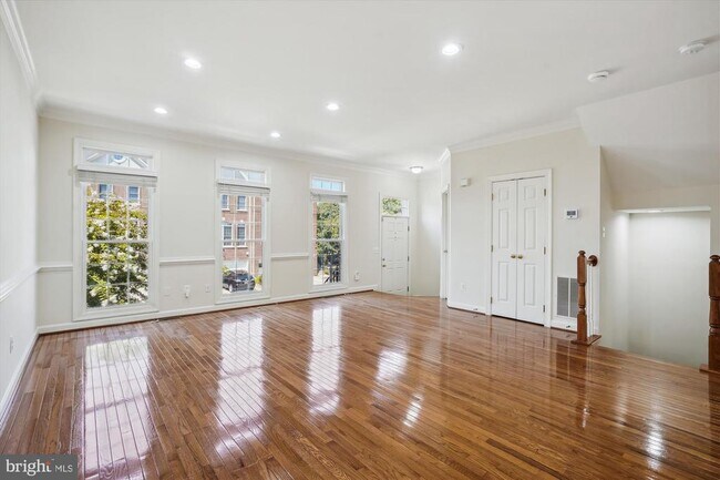 4524 Fair Valley Dr in Fairfax, VA - Building Photo - Building Photo