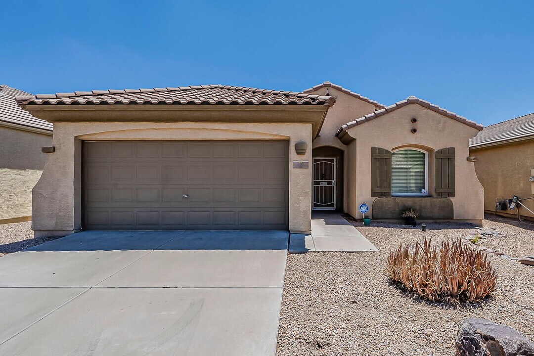 9115 W Hubbell St in Phoenix, AZ - Building Photo
