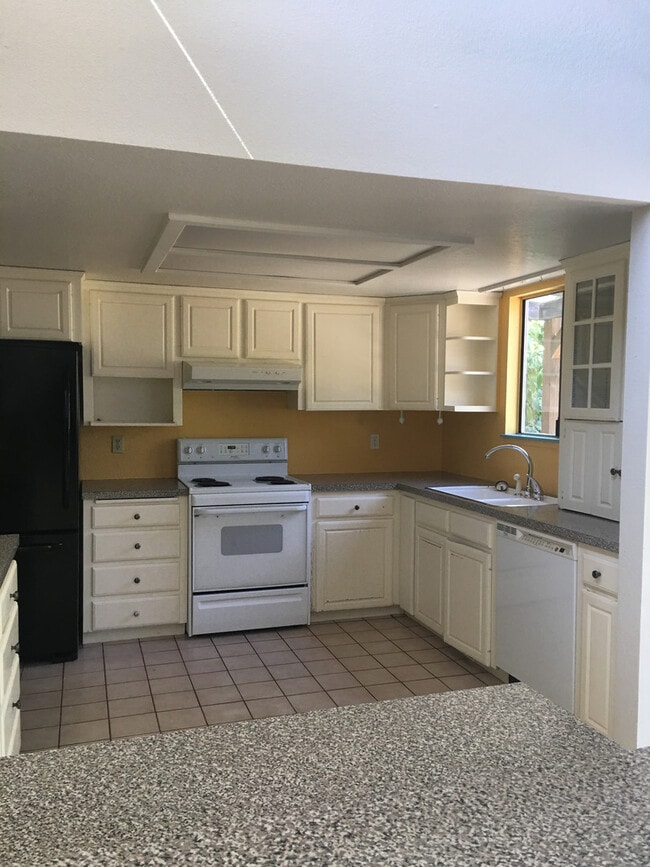 314 Vincent St in Philomath, OR - Building Photo - Building Photo