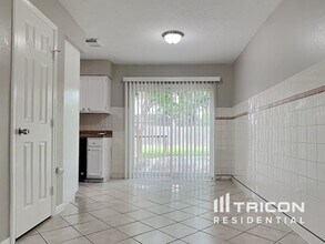 7519 Lobera Dr in Houston, TX - Building Photo - Building Photo