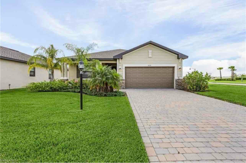 14556 Monrovia Ln in Ft. Myers, FL - Building Photo