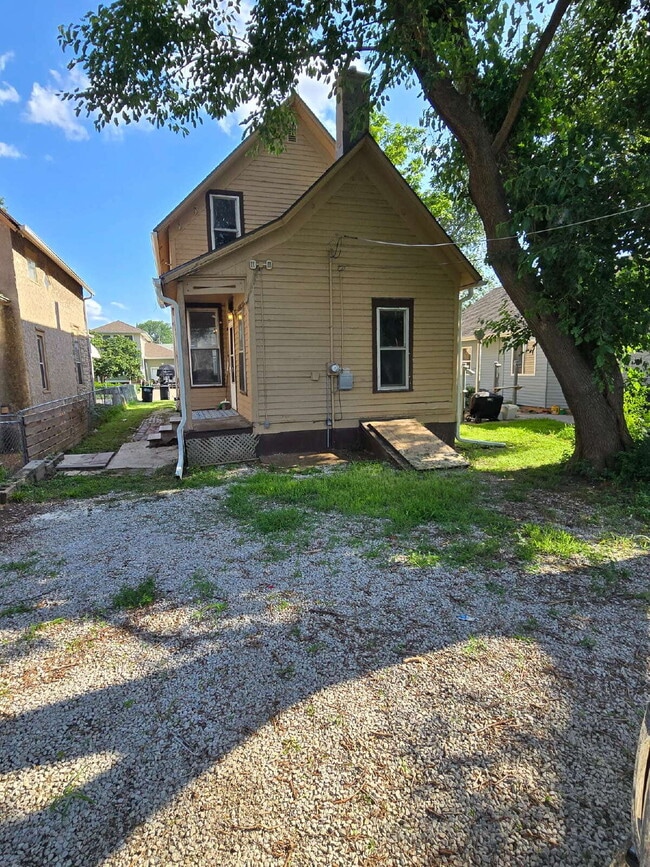 2116 Ohio St in Omaha, NE - Building Photo - Building Photo