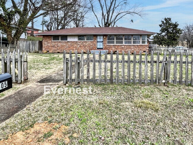 4905 Eastwood Dr in Chattanooga, TN - Building Photo - Building Photo