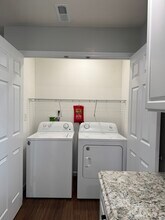 139 School Side Dr, Unit 139 B Schoolside Drive in Brandenburg, KY - Building Photo - Building Photo