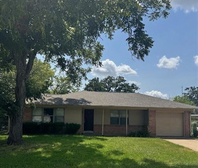 property at 2608 Wayside Dr