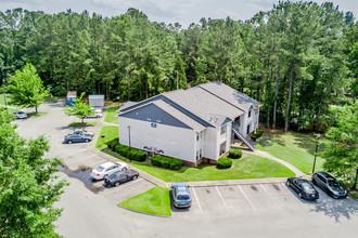 Hunters Landing Apartments in New Bern, NC - Building Photo - Building Photo