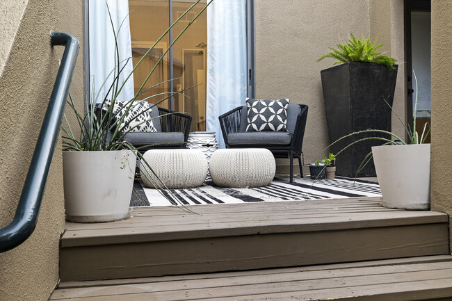 1707 Spyglass Dr in Austin, TX - Building Photo - Building Photo