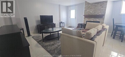 1551 Dobrich St in Windsor, ON - Building Photo - Building Photo