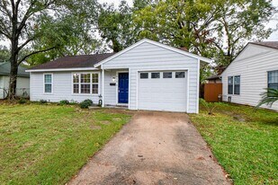 1619 Viking Dr in Houston, TX - Building Photo