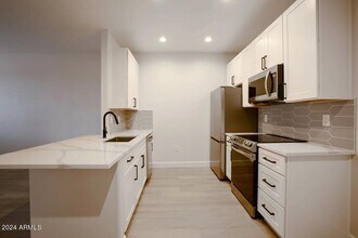 20707 N 67th Ave-Unit -B2 in Glendale, AZ - Building Photo - Building Photo