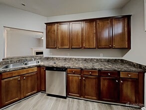 106 Bethany Manor Dr in Ball Ground, GA - Building Photo - Building Photo