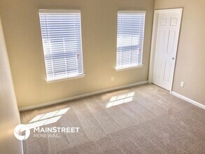 5861 San Gabriel Ln in Atlanta, GA - Building Photo - Building Photo