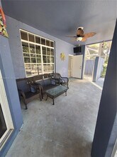15095 67th Ct N in The Acreage, FL - Foto de edificio - Building Photo