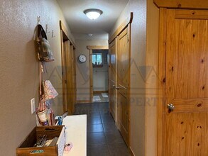 2454 N 13th St in Laramie, WY - Foto de edificio - Building Photo
