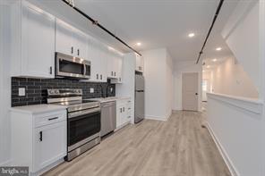 1634 W Susquehanna Ave in Philadelphia, PA - Foto de edificio - Building Photo