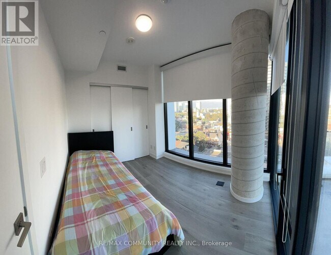55 Ontario St in Toronto, ON - Building Photo - Building Photo